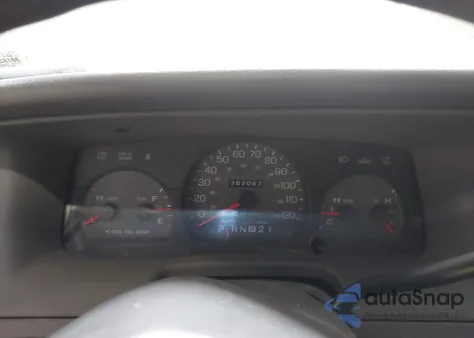 2003 Mercury Grand Marquis Gs из США, поврежденный, VIN 2MEFM74W33X636342